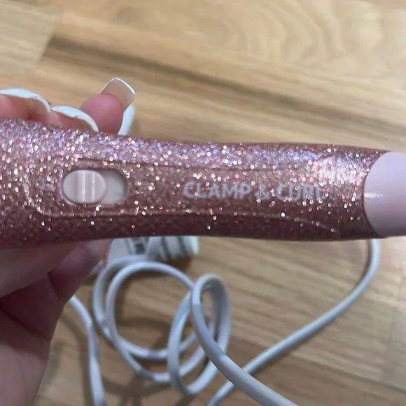 Beachwaver Rose Gold Clamp and Curl | Curler and Flat Iron Duo - Picture 2 of 3